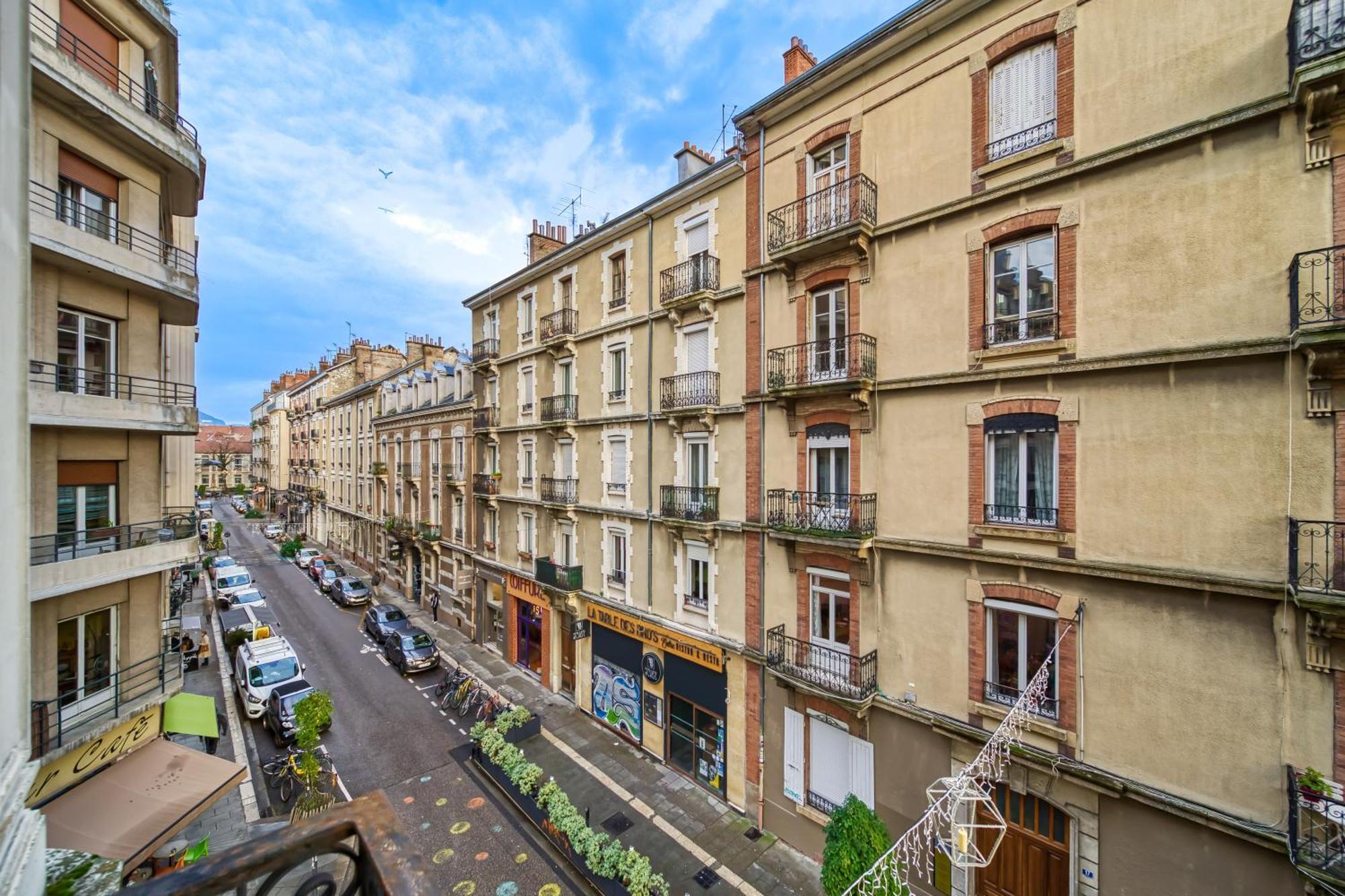 La Grande Championnet - Calme & Confort Apartment